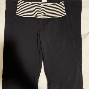 Lululemon yoga pants